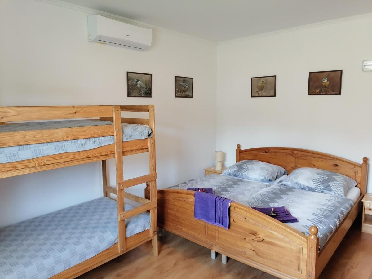 8888 Apartmanhaz Lispeszentadorján Exterior foto