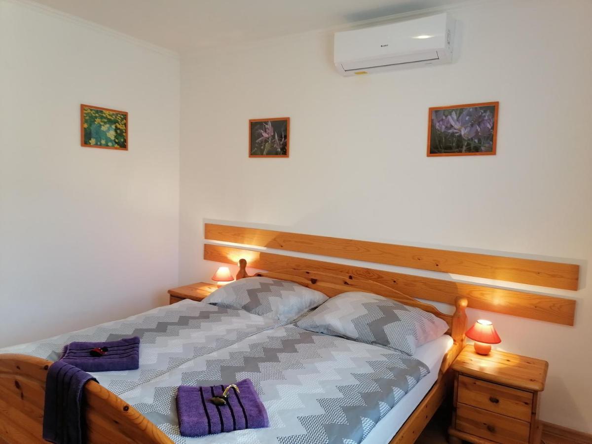 8888 Apartmanhaz Lispeszentadorján Exterior foto