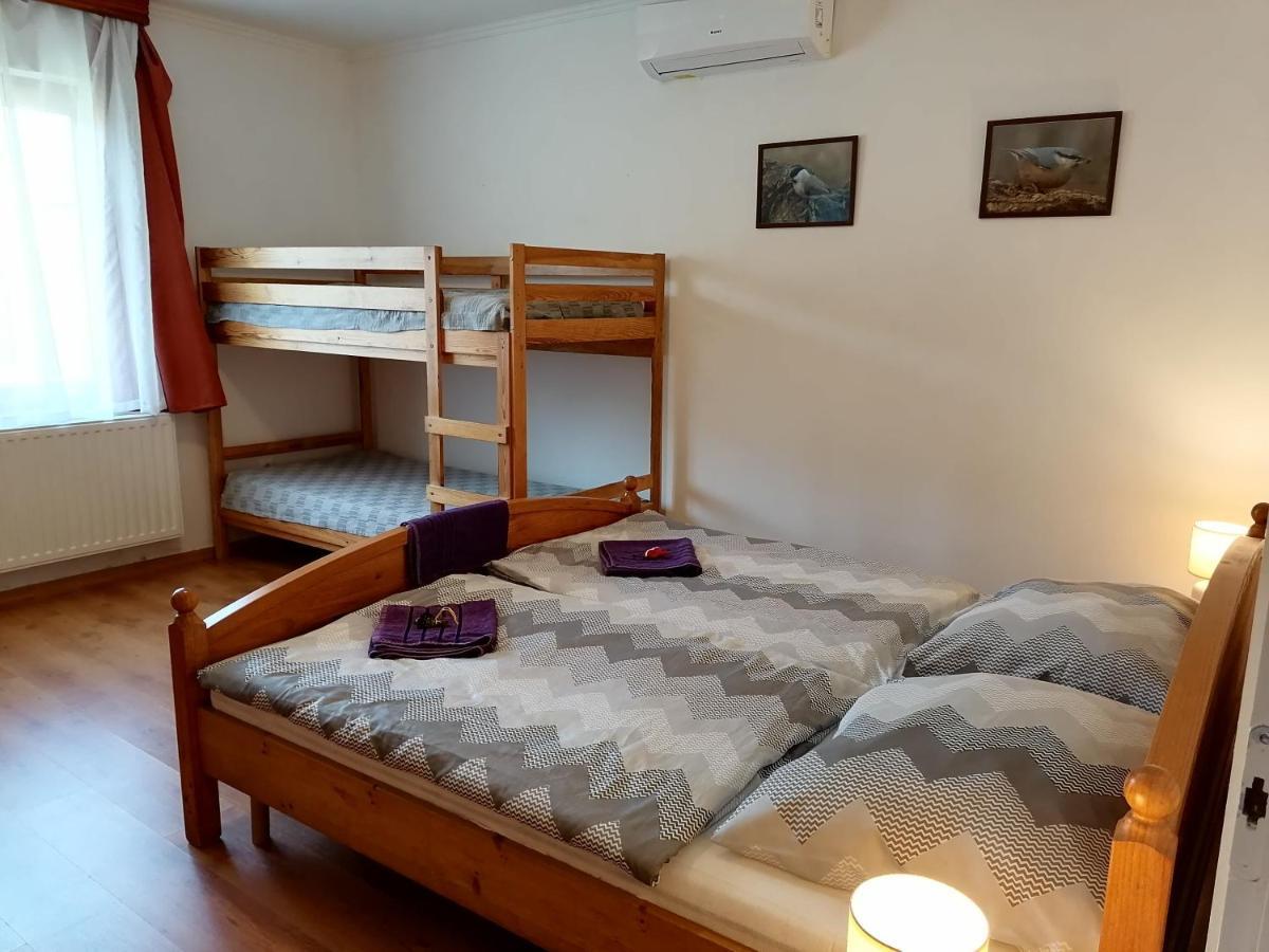 8888 Apartmanhaz Lispeszentadorján Exterior foto