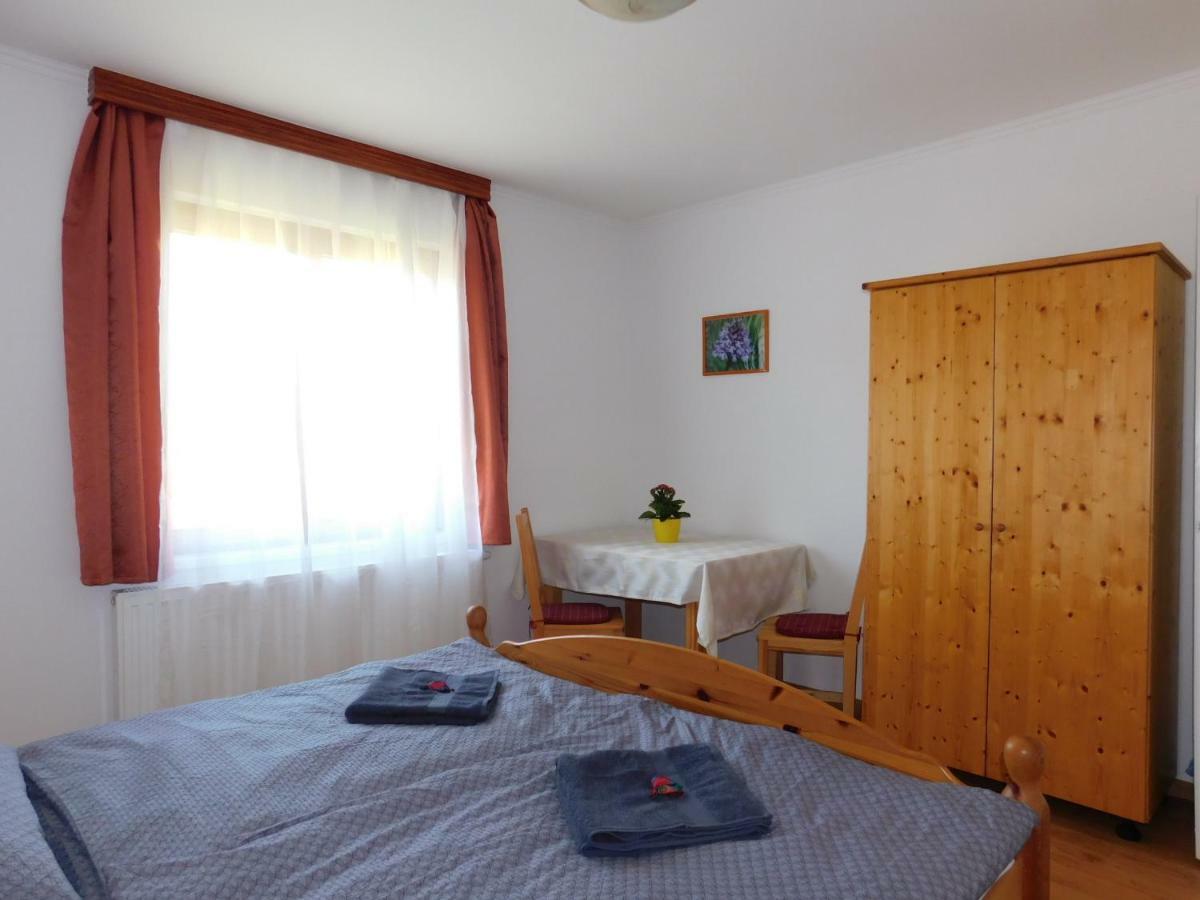 8888 Apartmanhaz Lispeszentadorján Exterior foto